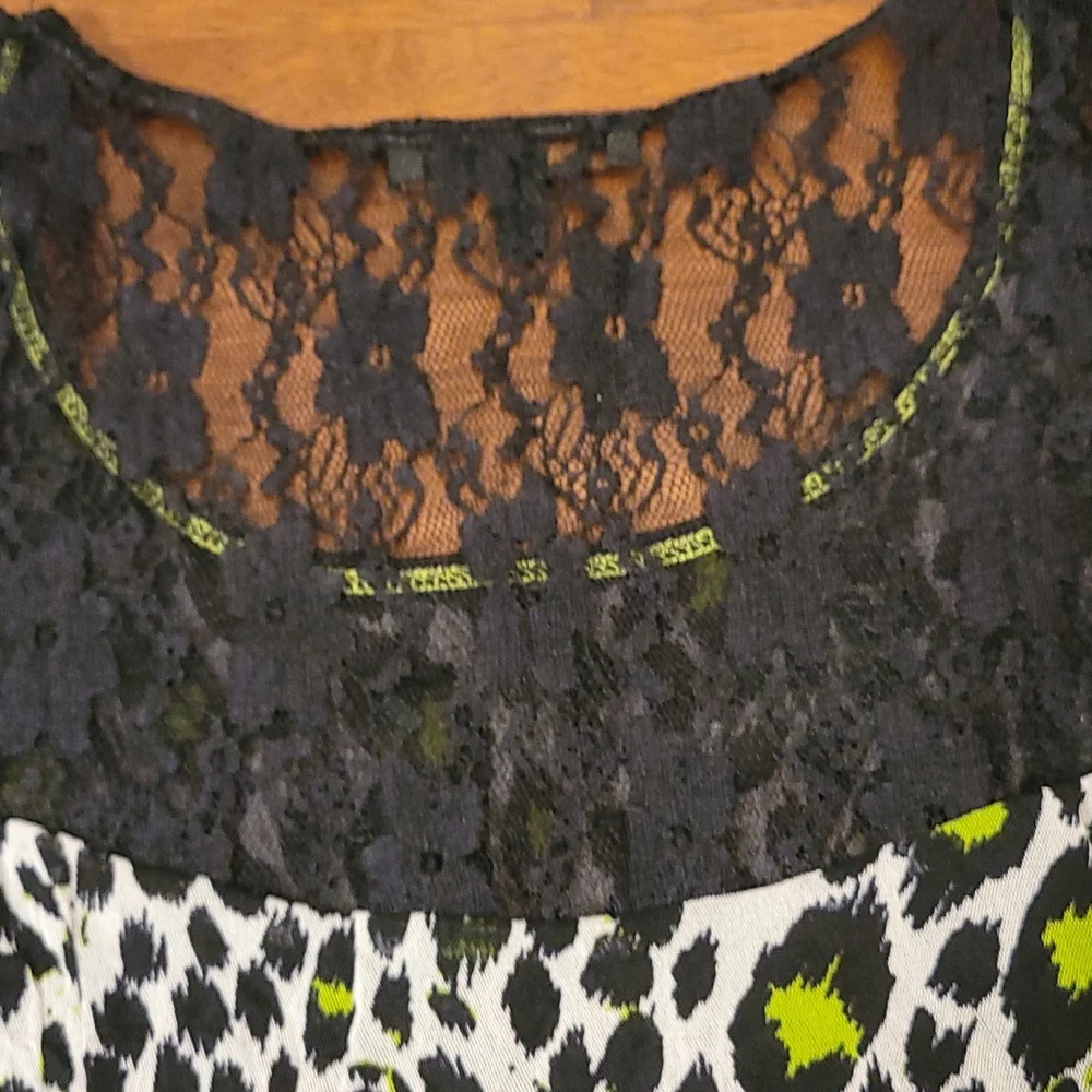 Piccadilly Jacket and matching tank, size Sm, animal print black, cream green - Picture 13 of 16